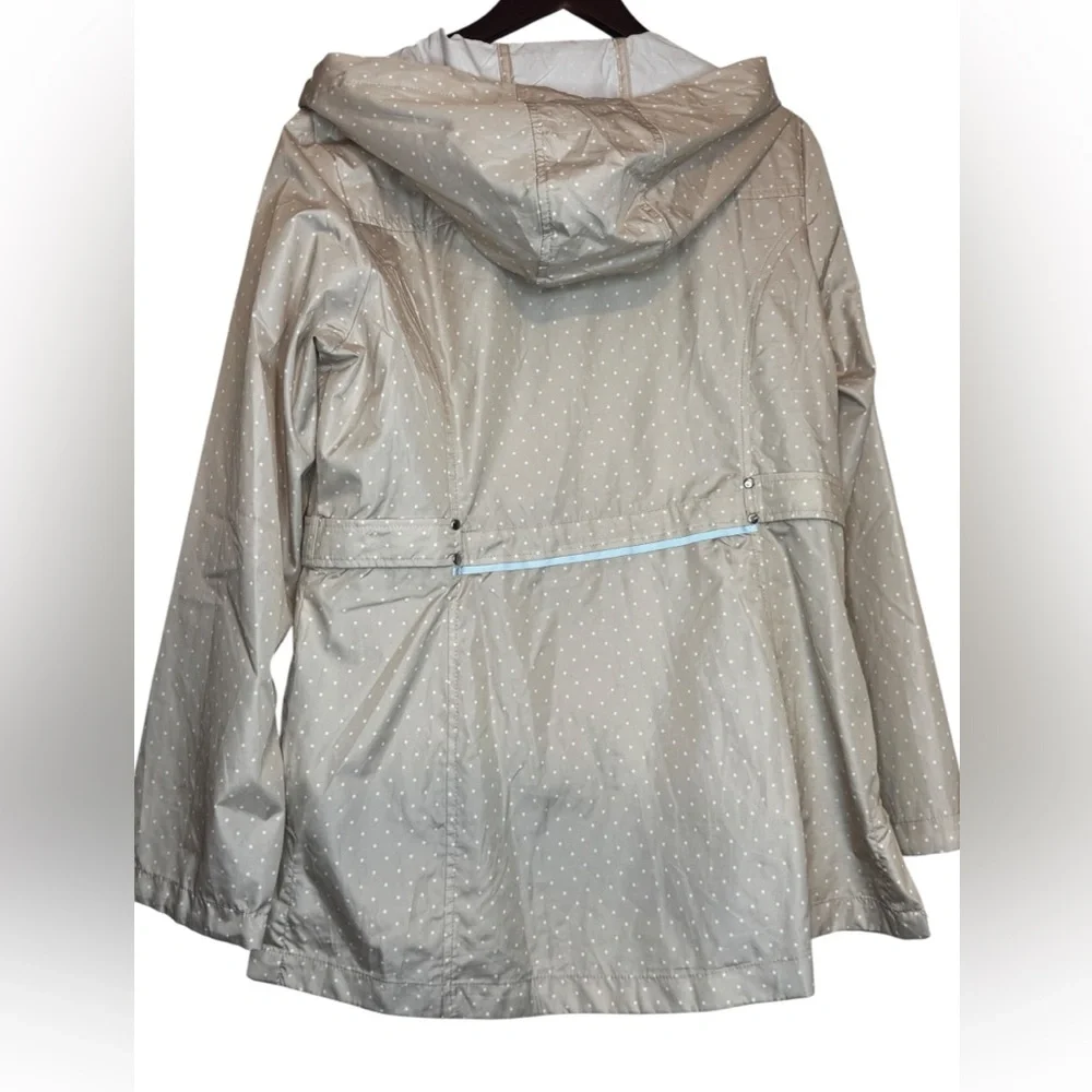 Jones of New York Lt Beige Polka Dot Women’s Windbreaker Travel Jacket w/ Hood - Picture 2 of 4